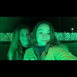 Meet your Posher, Vanessa